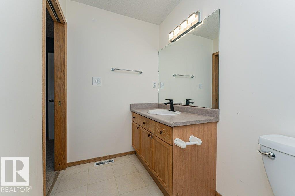 #15 901 NORMANDY DR - 19