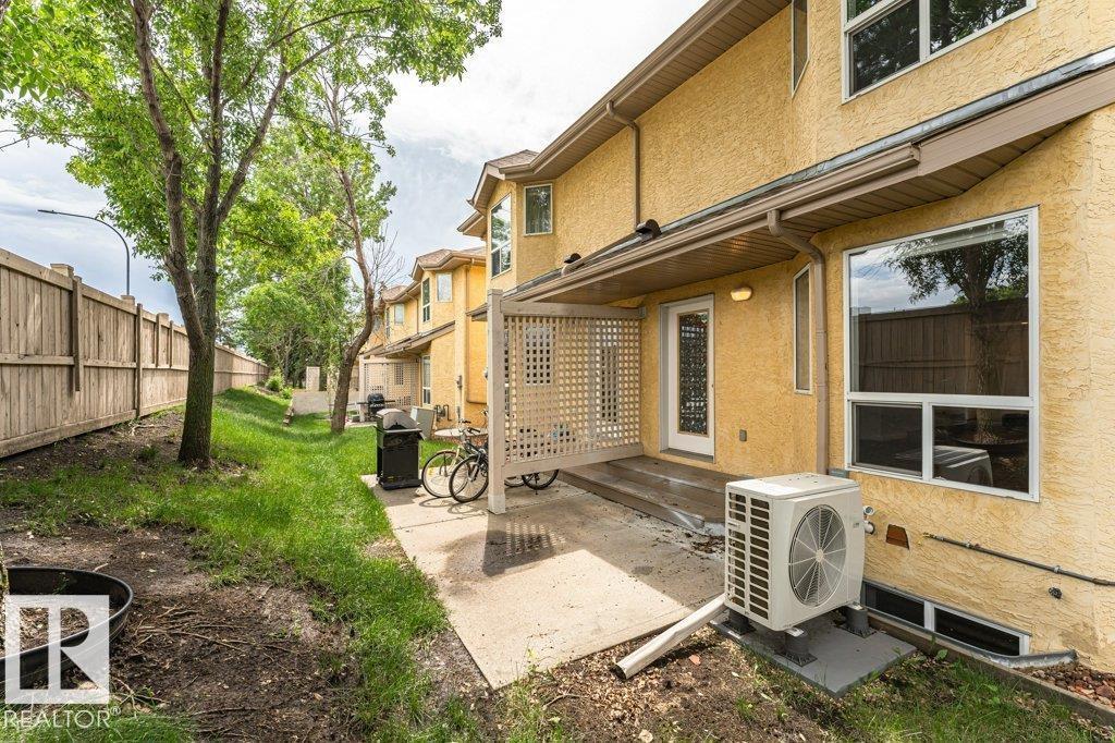 #15 901 NORMANDY DR - 23