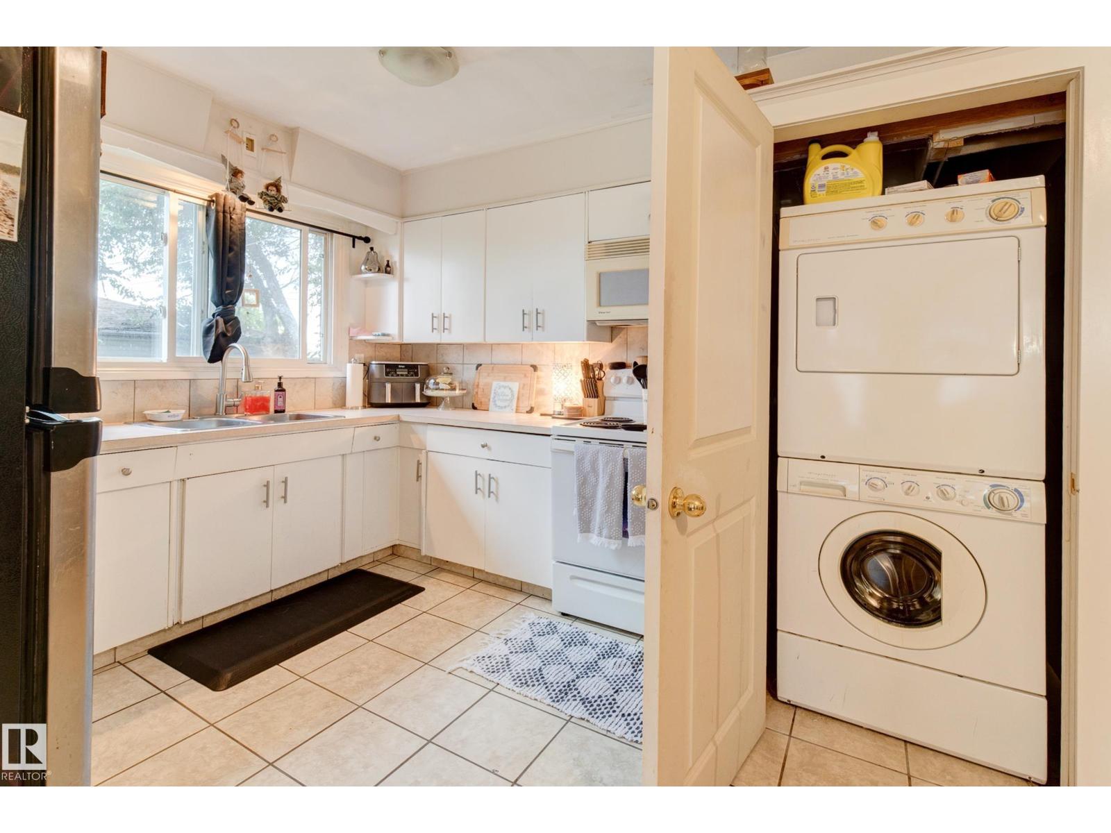 13211 77 ST NW - 19