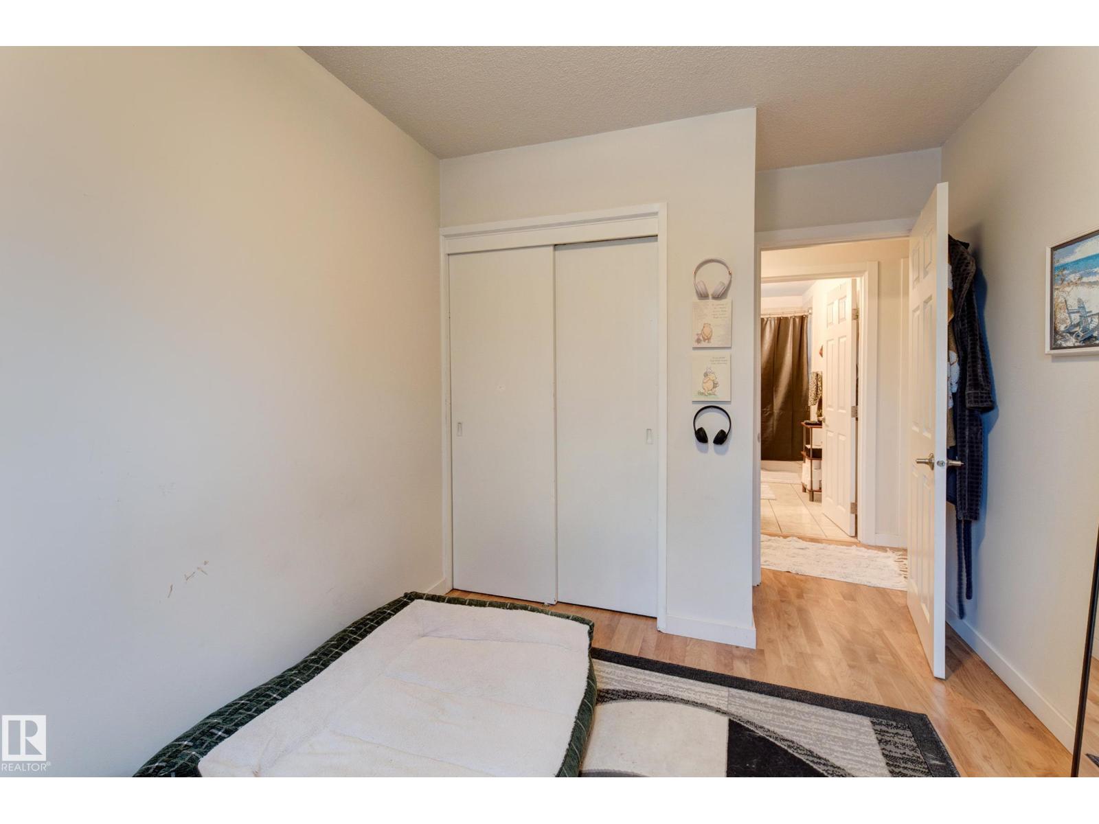 13211 77 ST NW - 25