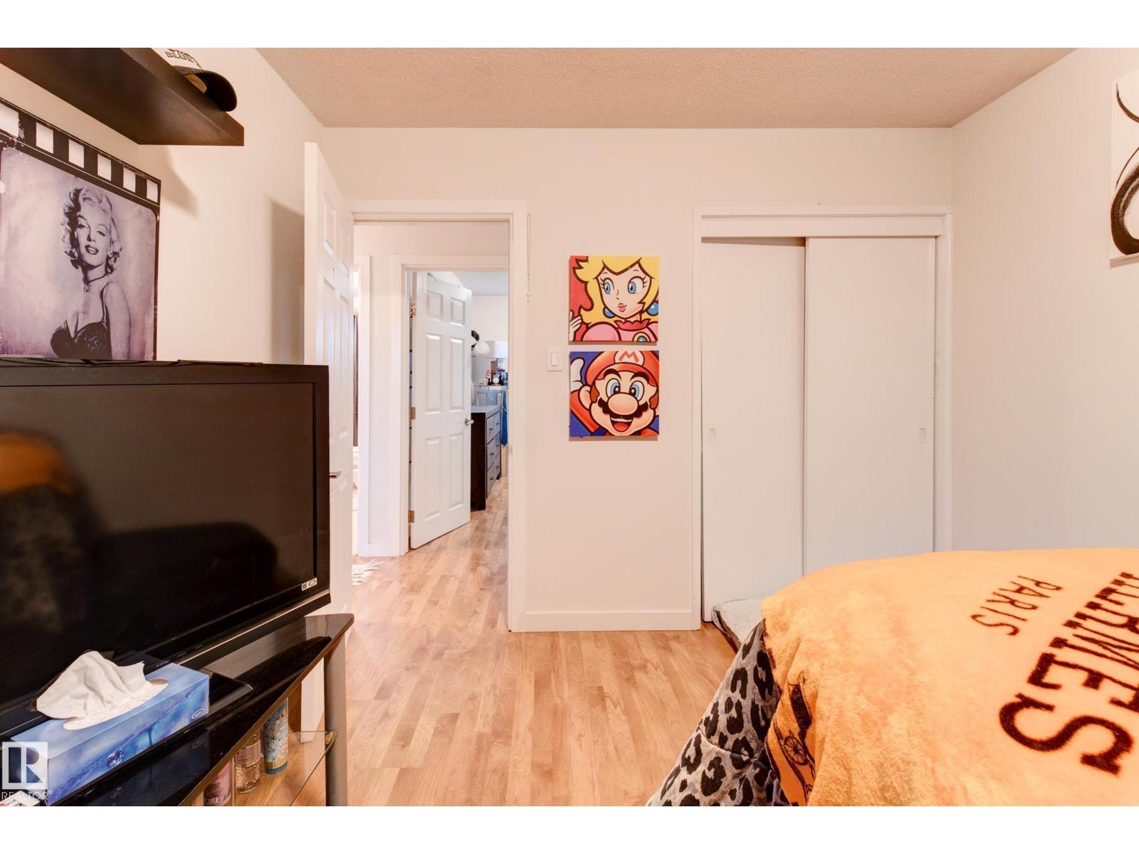 13211 77 ST NW - 27