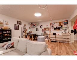 13211 77 St Nw, Edmonton, AB T5C1C8 Photo 31