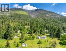 12655 Hepher Road, Boswell, BC V0B1A4 Photo 25