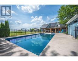 8464 6th Line, Essa, ON L0M1T0 Photo 16