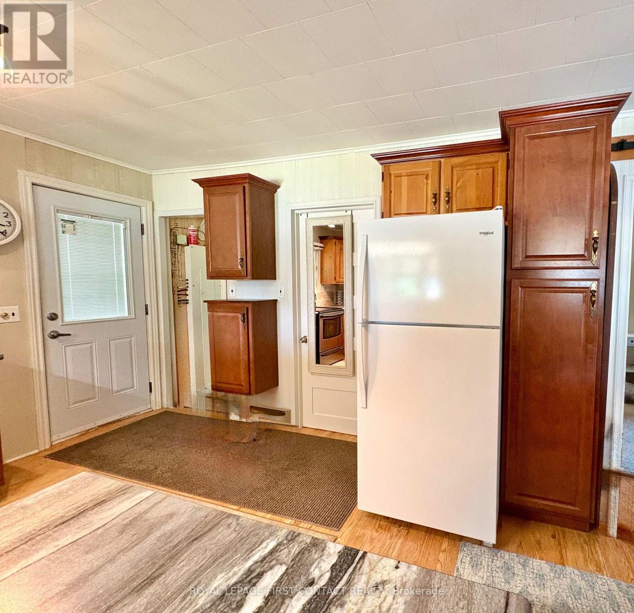 1987 CHAMPLAIN ROAD - 14