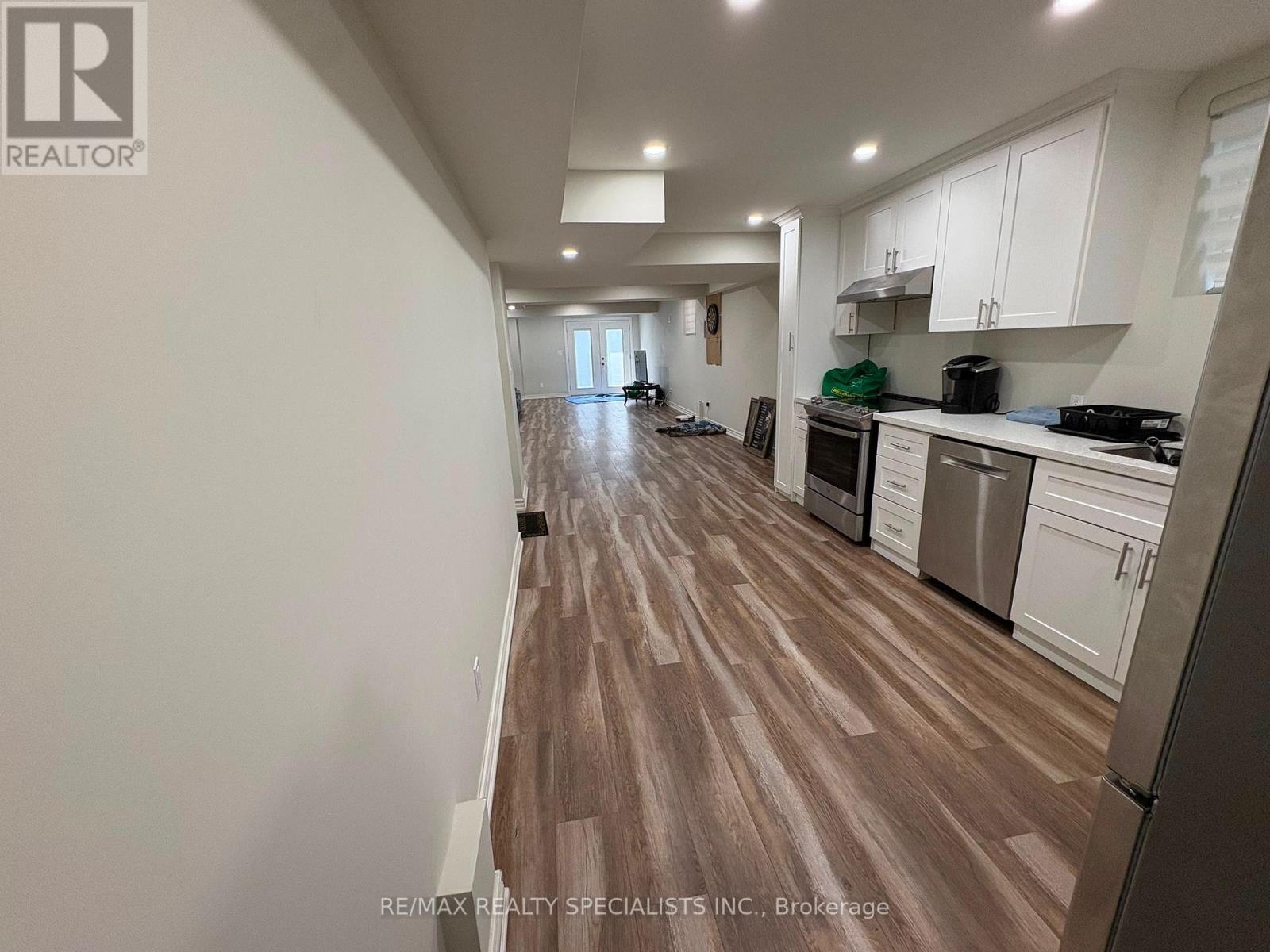 117 NORMA CRESCENT - 40