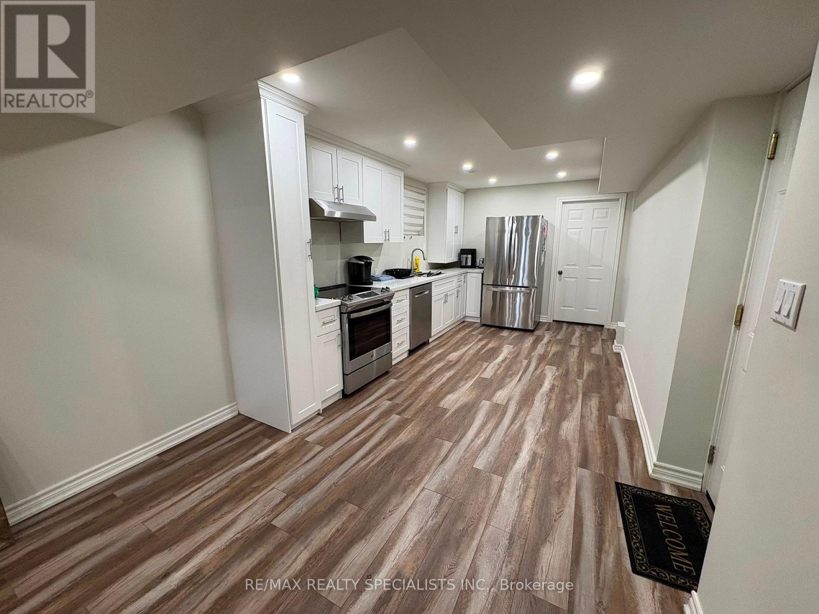 117 NORMA CRESCENT - 39