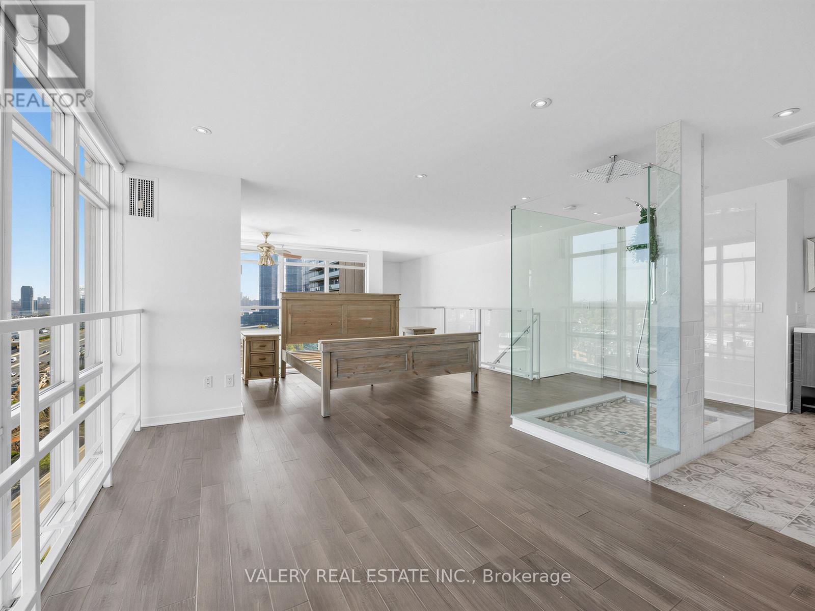 #827 250 MANITOBA STREET - Image 14