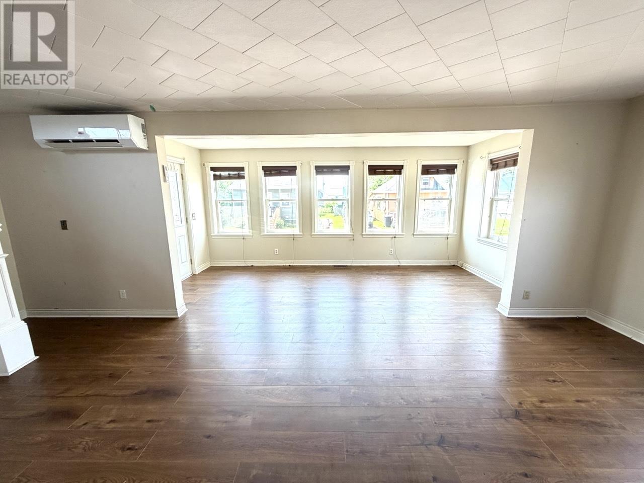 479 Sheen Street - 4