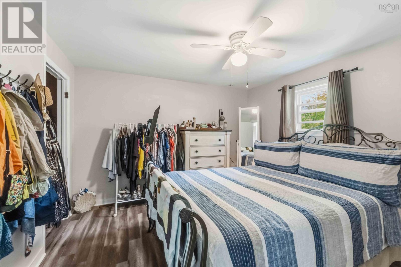 998 Maple Avenue - 17