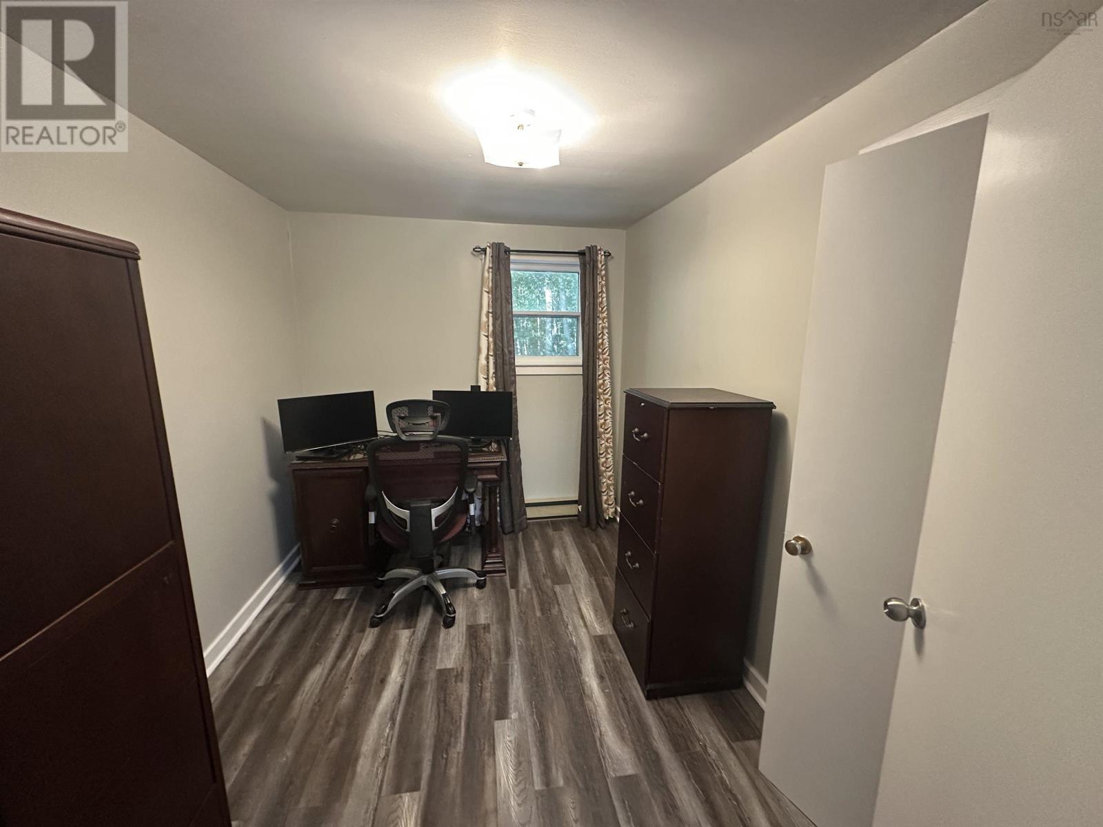 998 Maple Avenue - 19