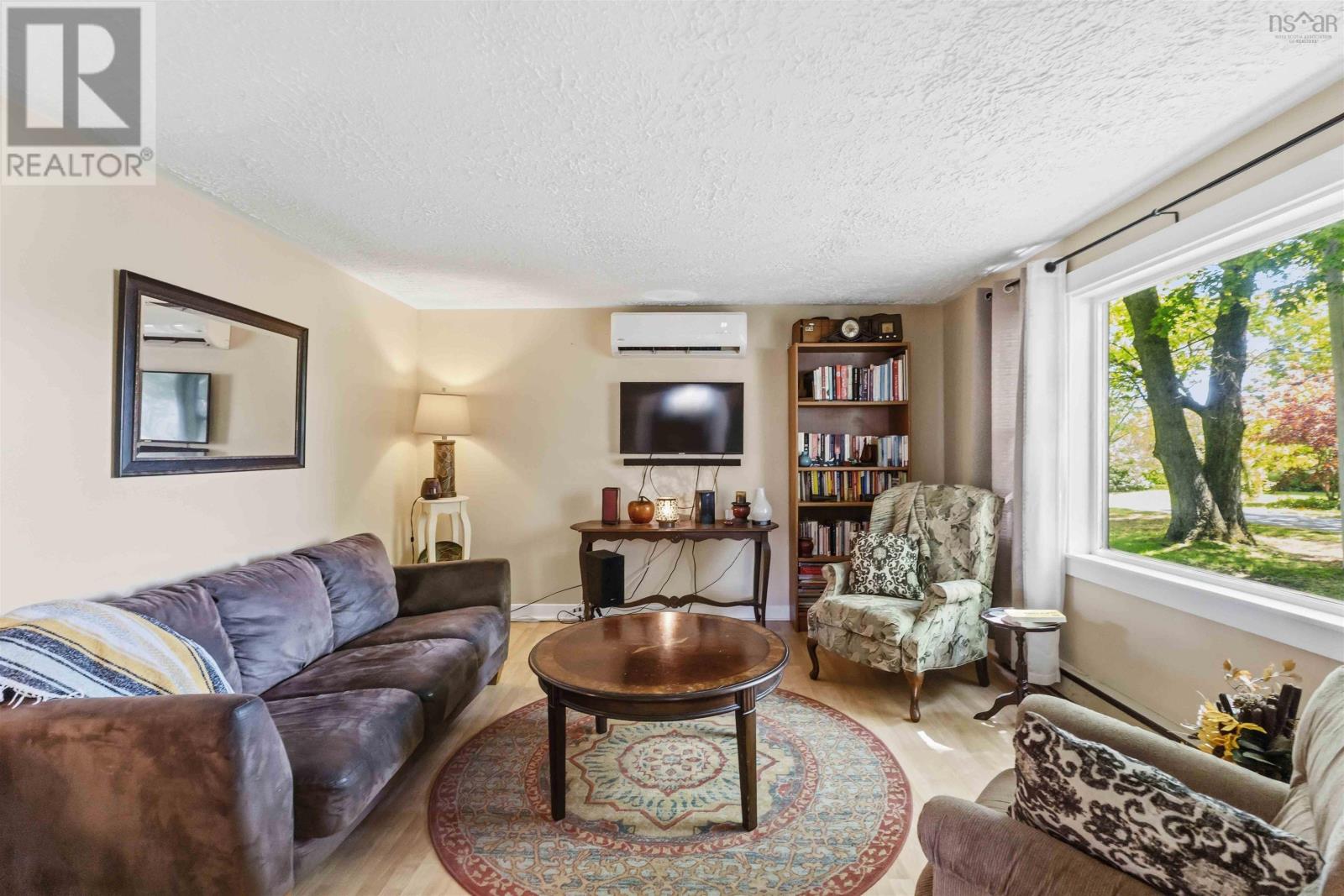 998 Maple Avenue - 5