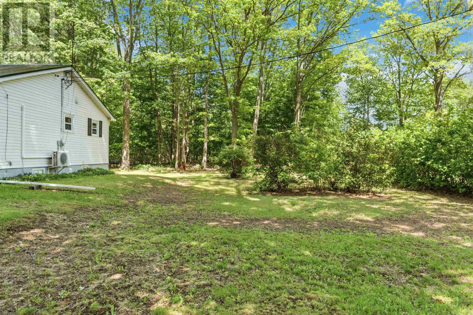 998 Maple Avenue - 30