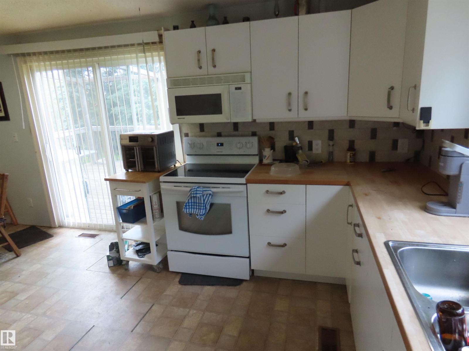 7227 TWP ROAD 560 - 29
