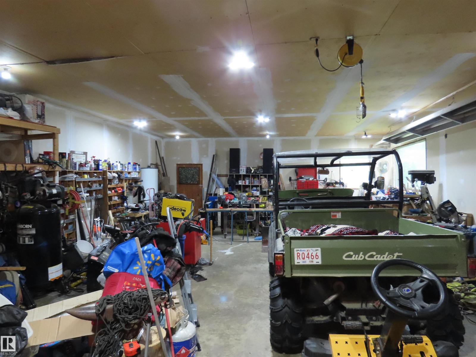 7227 TWP ROAD 560 - 44