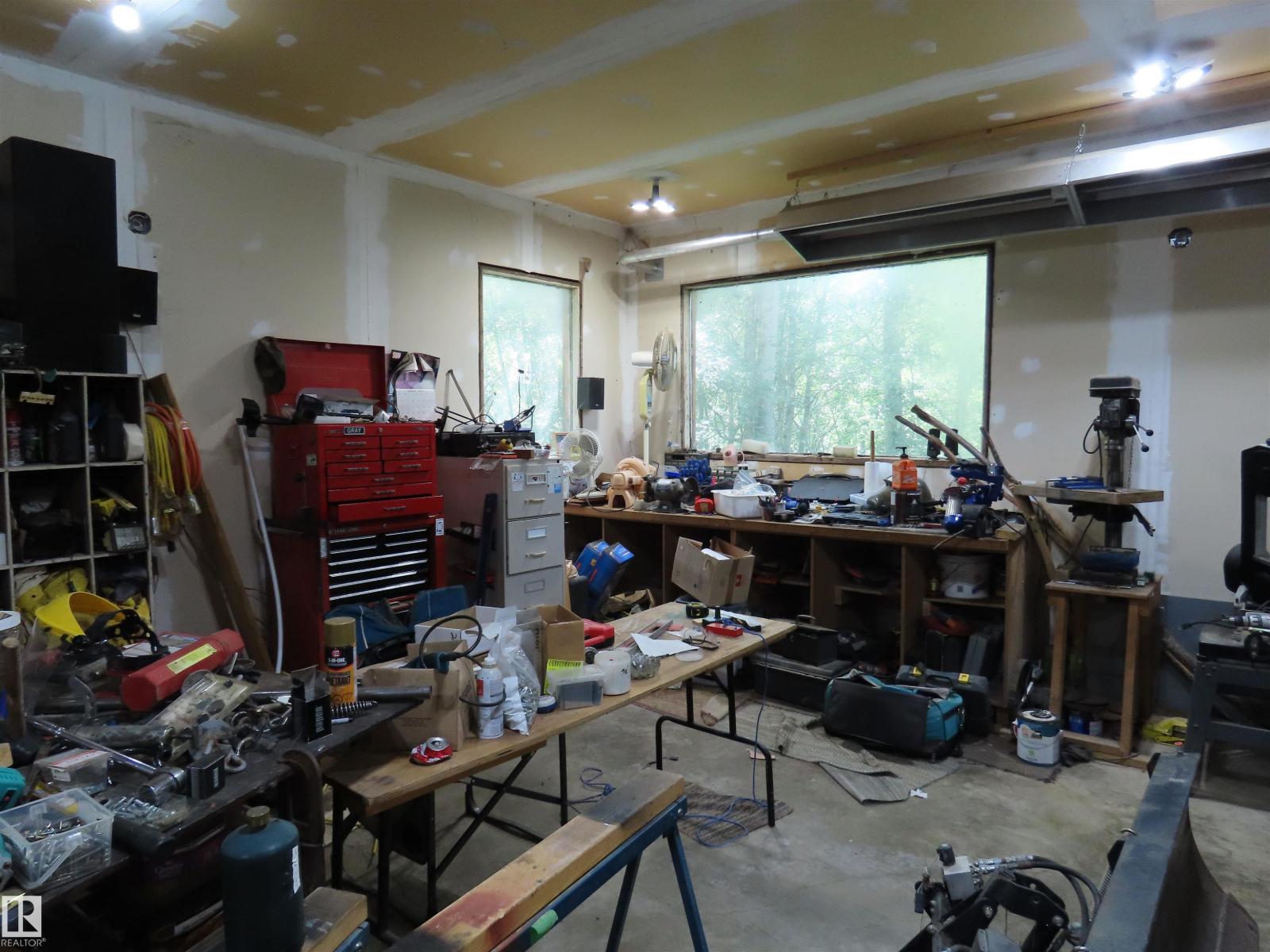 7227 TWP ROAD 560 - 45