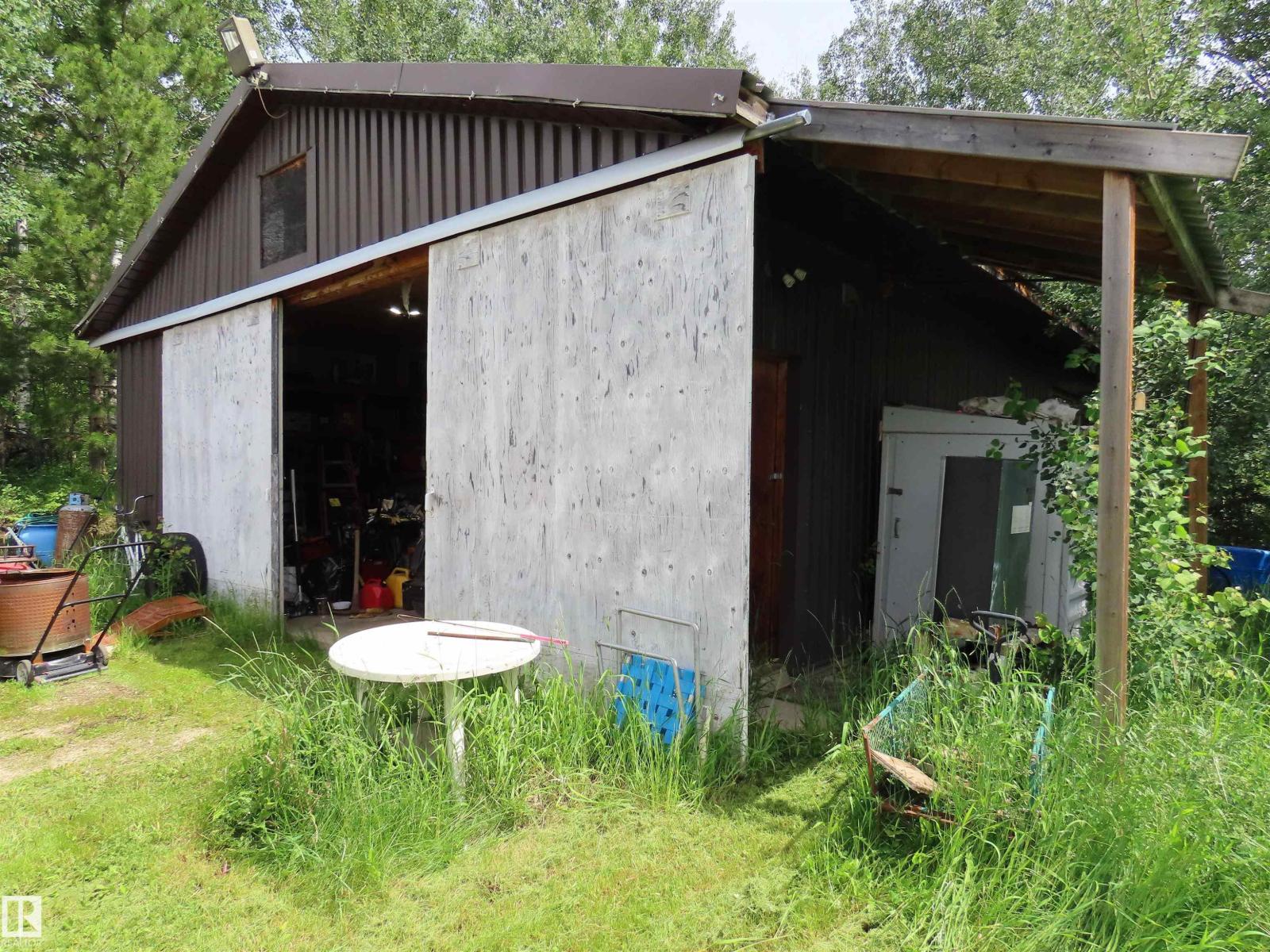 7227 TWP ROAD 560 - 28