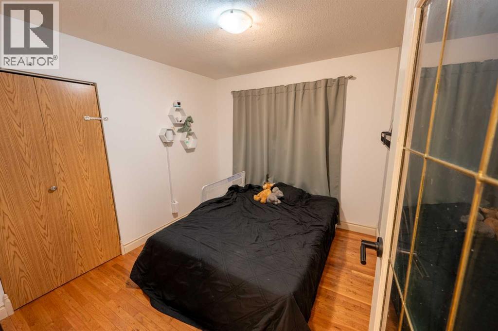 1022 10 Avenue - 12