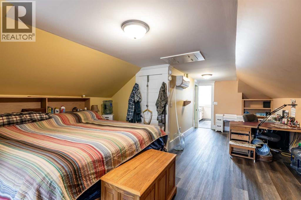 1061 Ross Street SE - 30