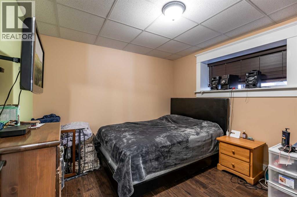 1061 Ross Street SE - 38