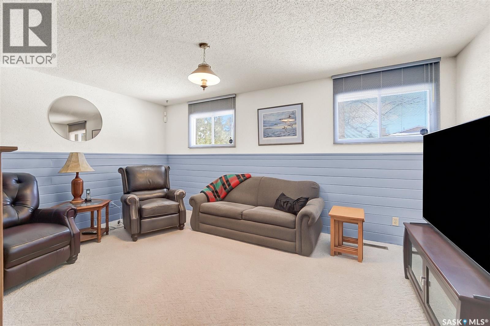703 Candle COURT - 26
