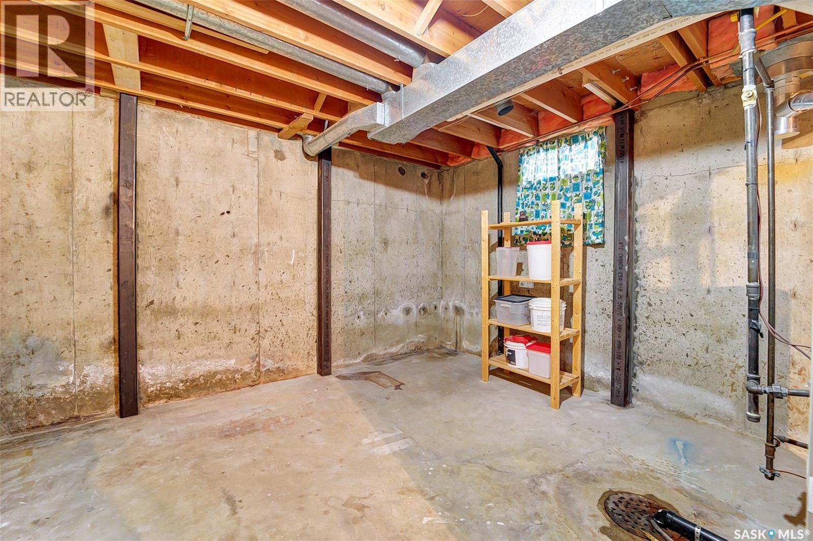 703 Candle COURT - 31
