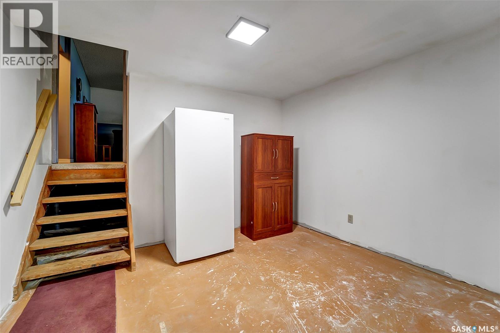 703 Candle COURT - 32