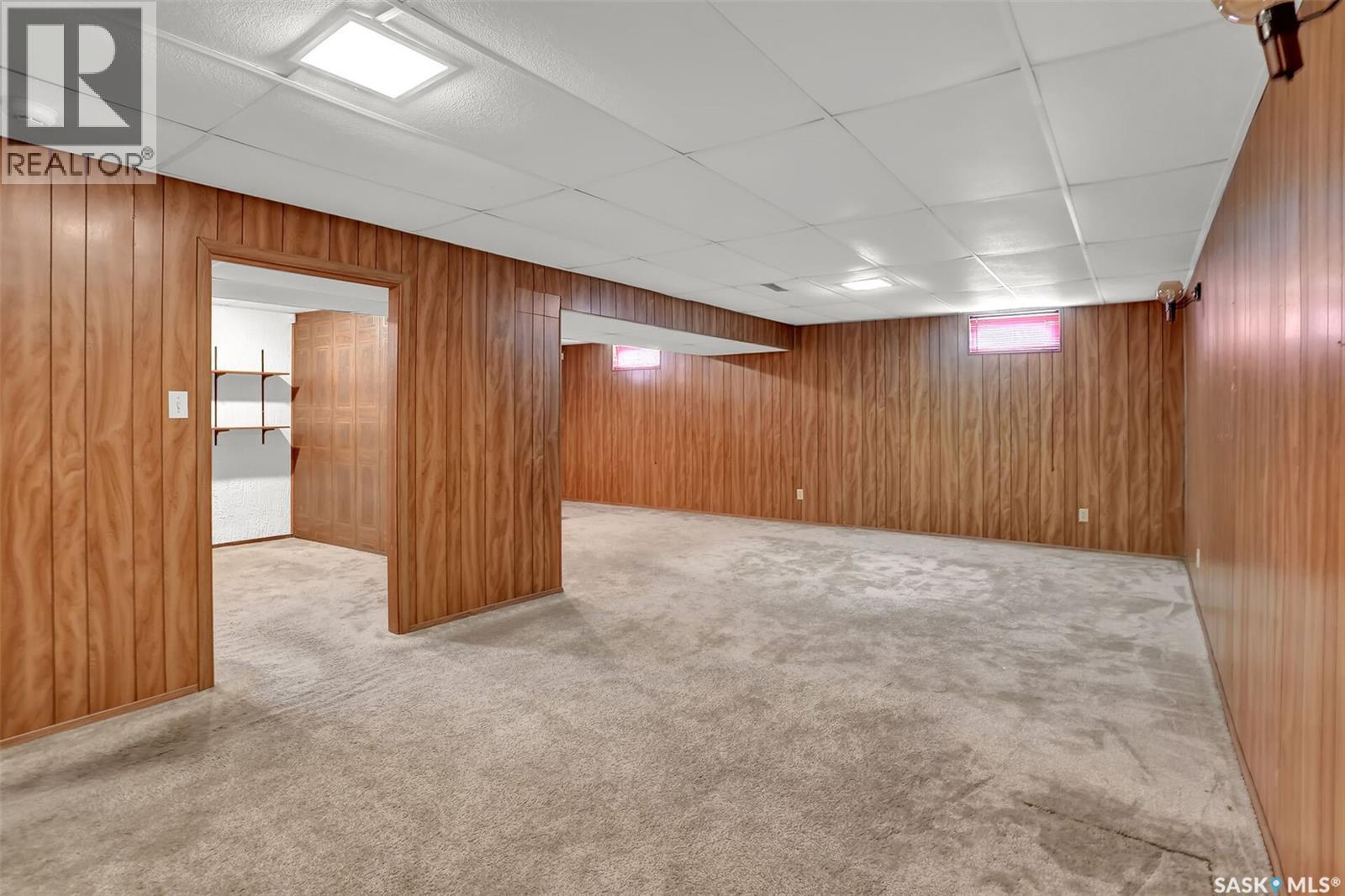 4 Groome AVENUE - 40