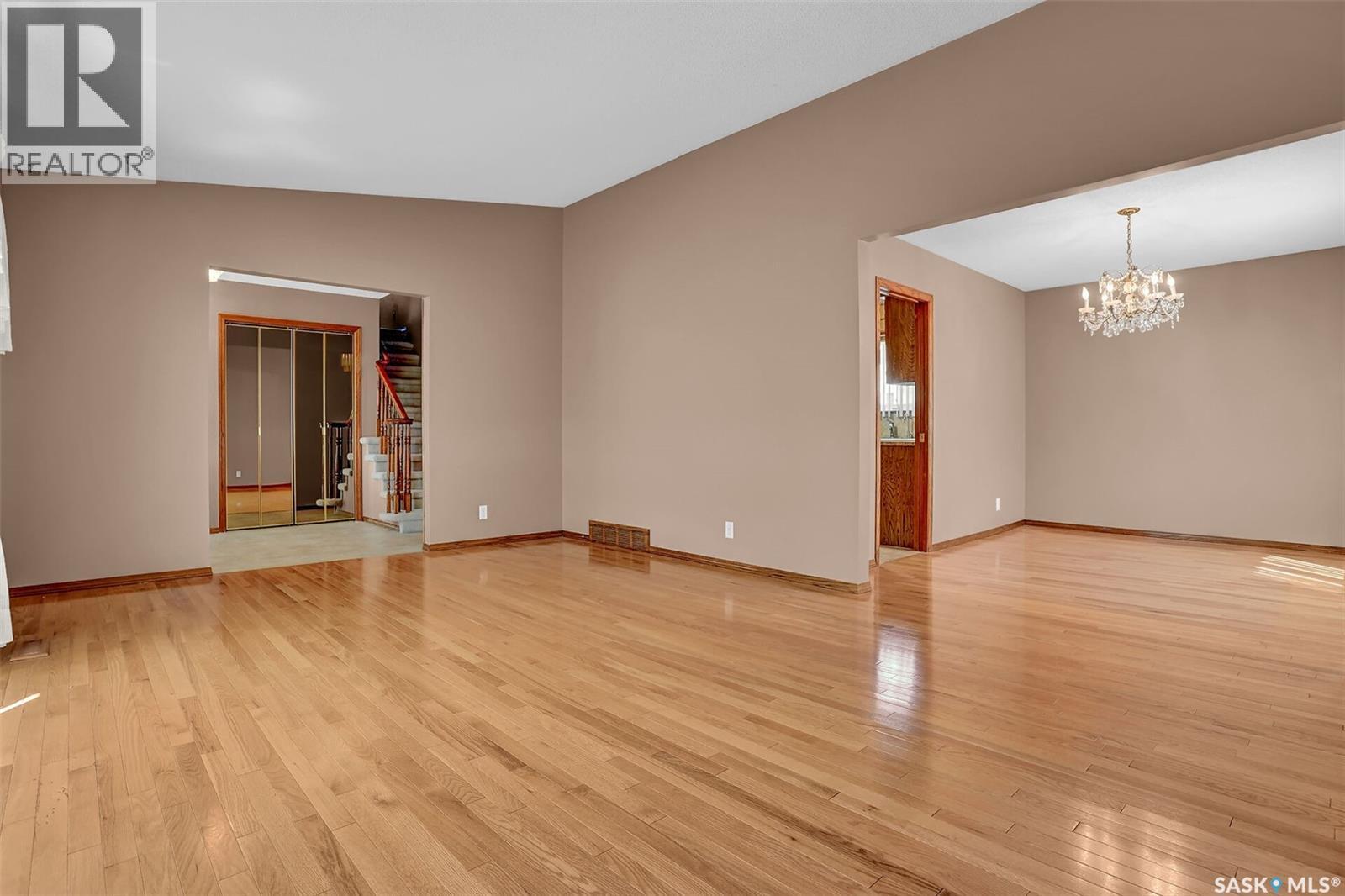 4 Groome AVENUE - 7