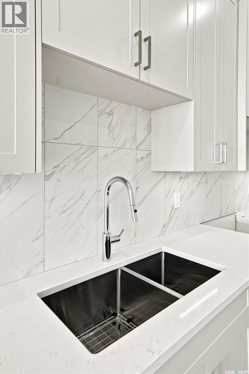 242 Doran WAY - Image 6