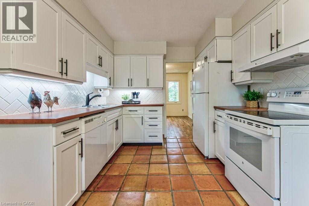 #13 206 CANDLEWOOD Crescent - 16
