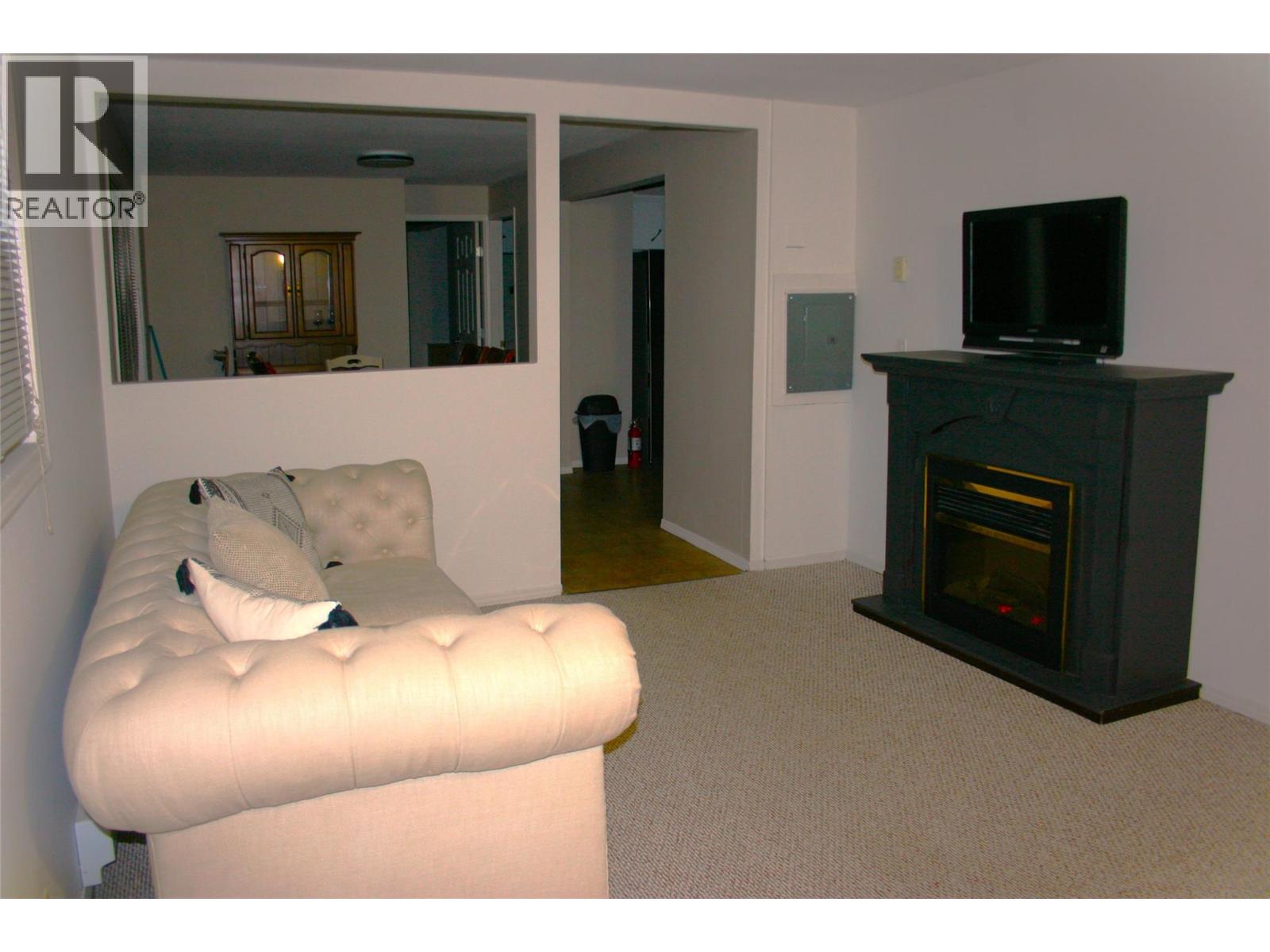 651/653 Stansfield Road - 37
