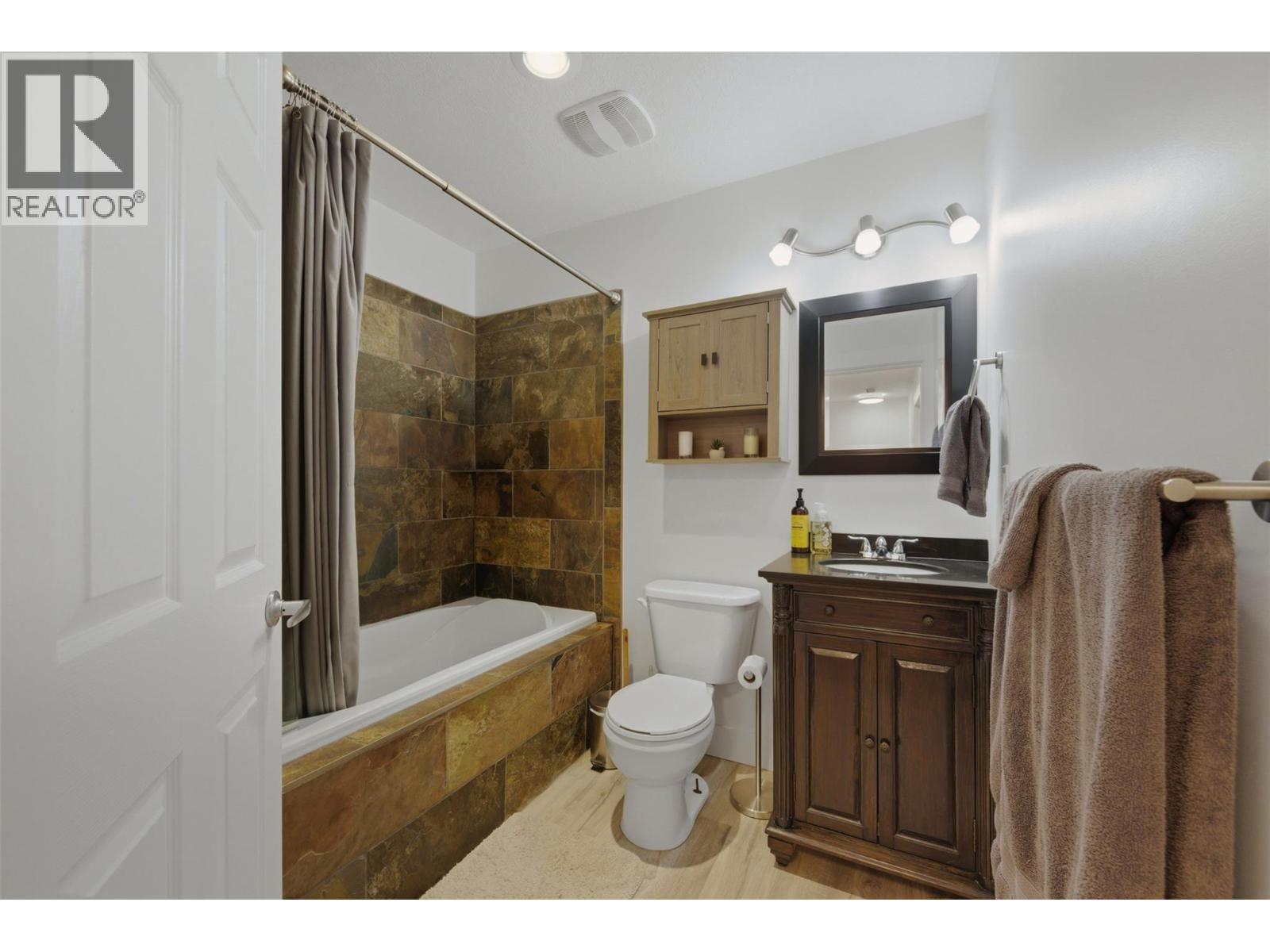 #33 3800 40 Avenue - 20