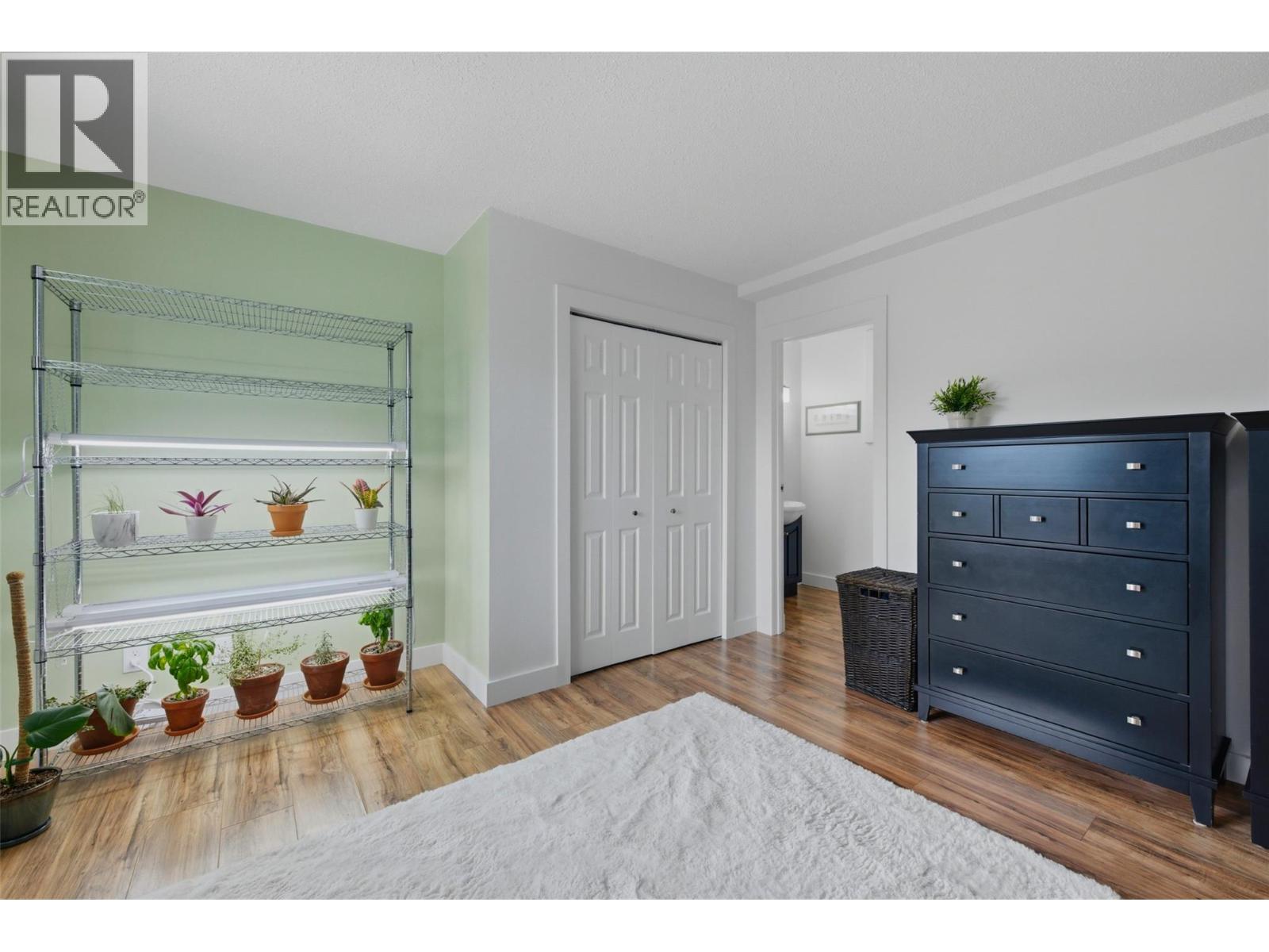 #33 3800 40 Avenue - 22