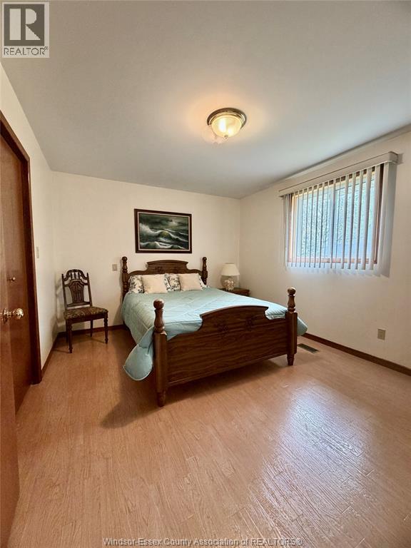 1637 ST. CLAIR AVENUE - 15