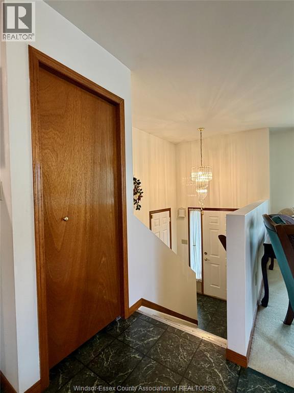 1637 ST. CLAIR AVENUE - 17