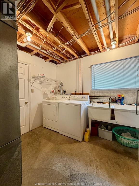 1637 ST. CLAIR AVENUE - 27