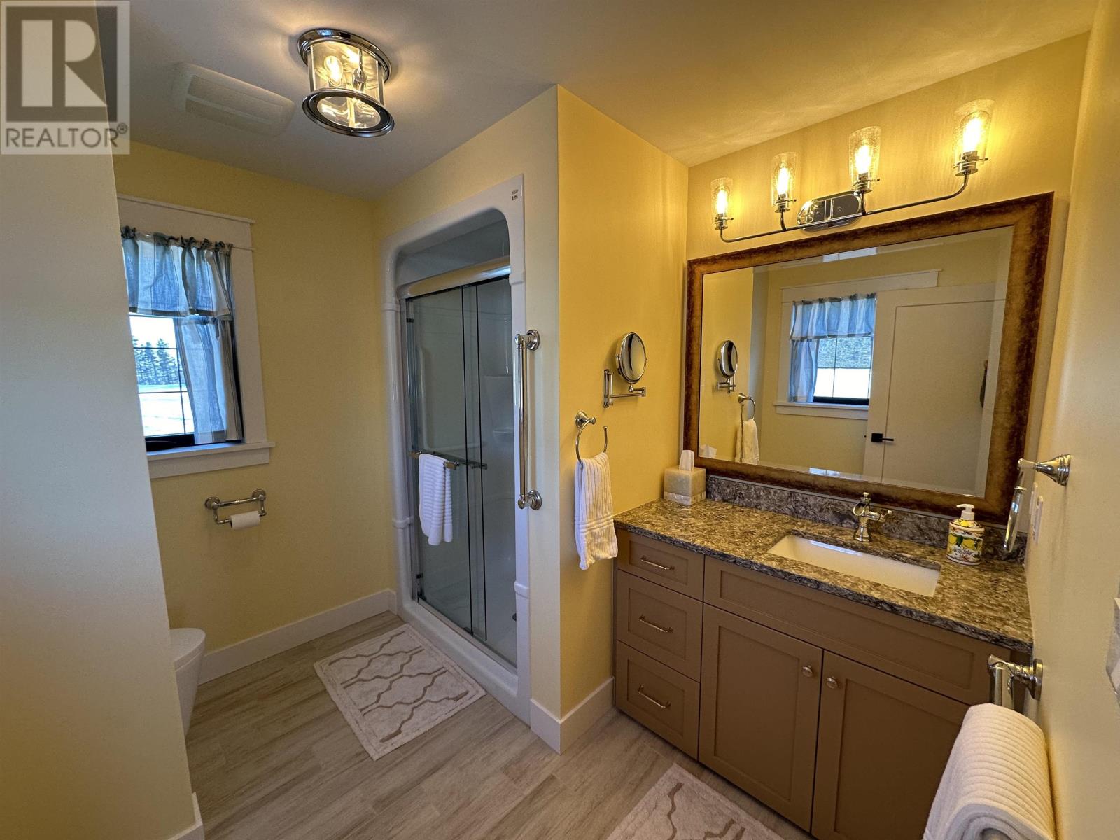 295 Stewart Point - 11