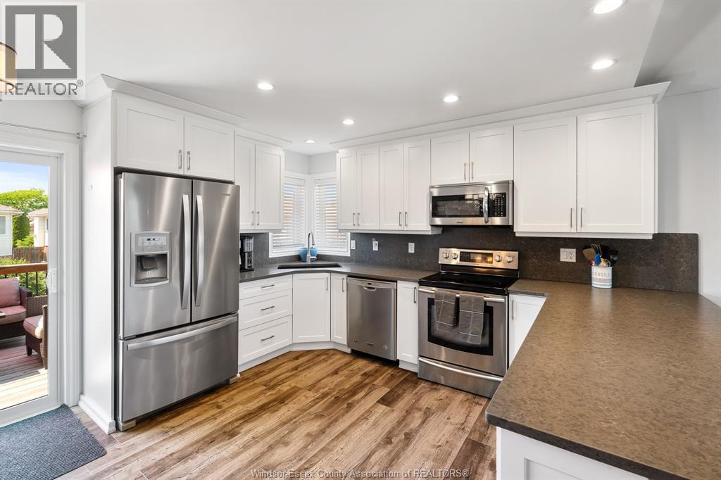 1040 KING LOUIS STREET - Image 11