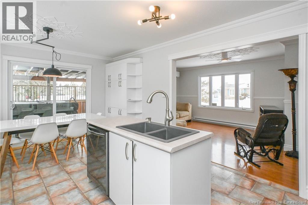 174 Bellefeuille Street - 11
