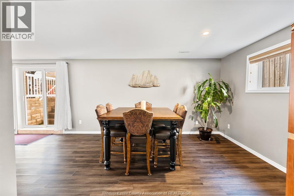 1040 KING LOUIS STREET - Image 25