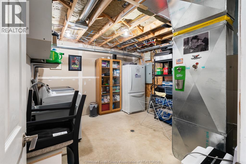 1040 KING LOUIS STREET - Image 31