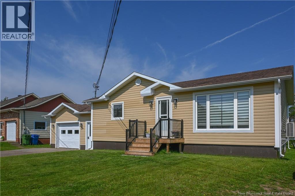 106 des Champs Street - Image 2