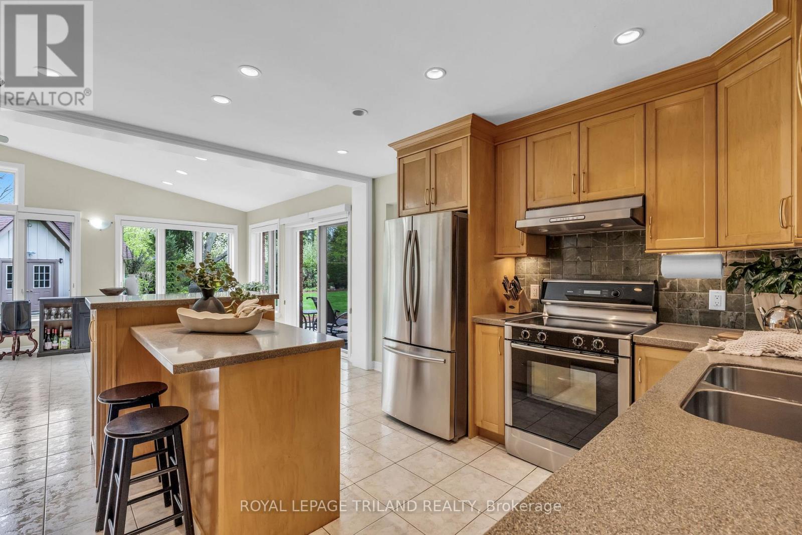 26 NORTHCREST DRIVE - 18