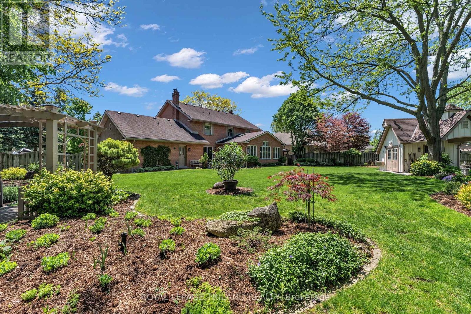 26 NORTHCREST DRIVE - 33