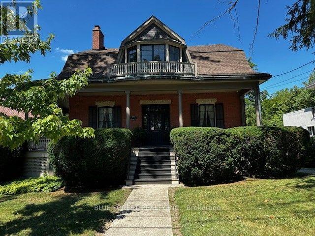 274 HURON STREET - 1