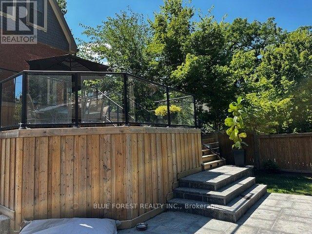 274 HURON STREET - Image 44