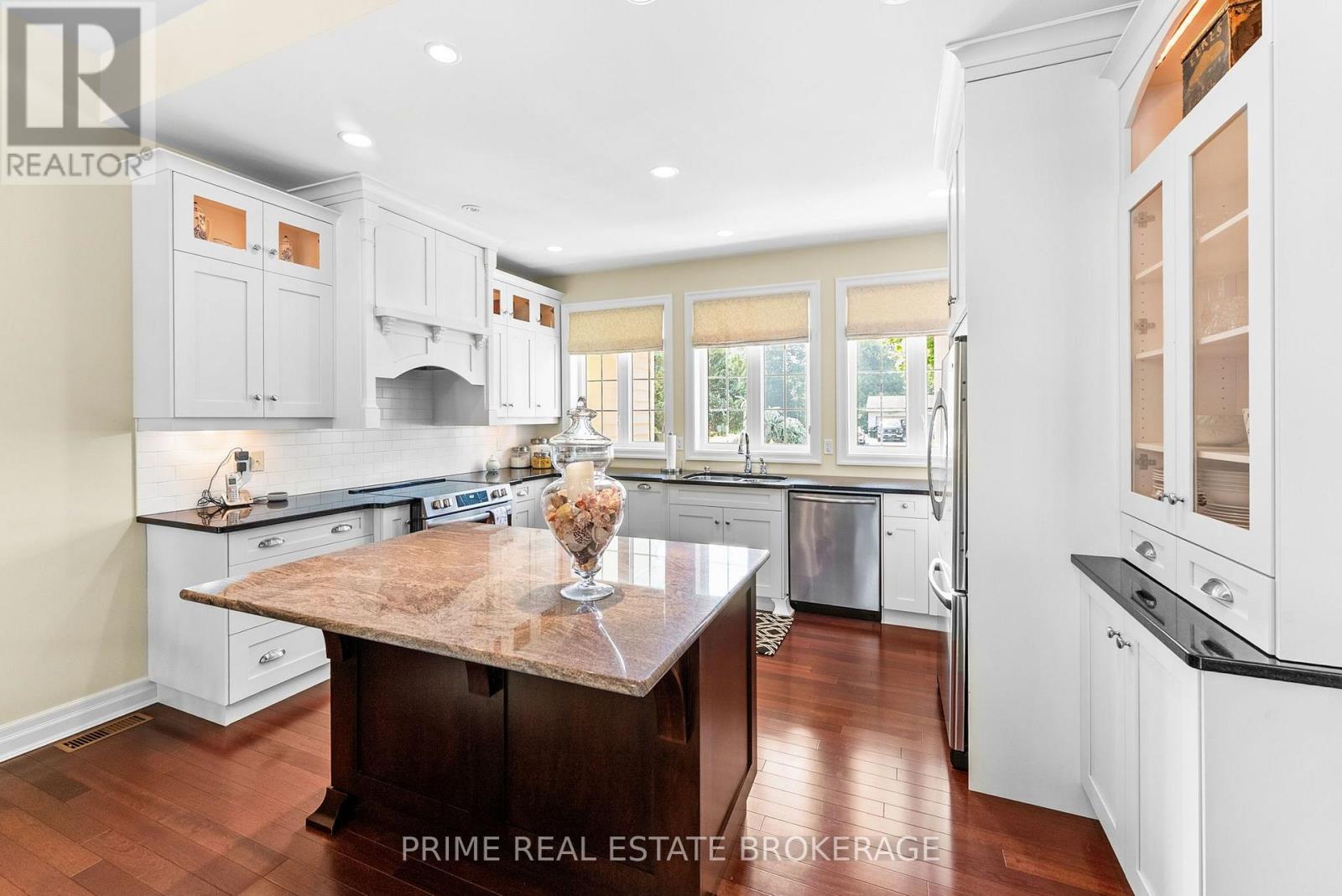 4710 LAKESIDE STREET - 13