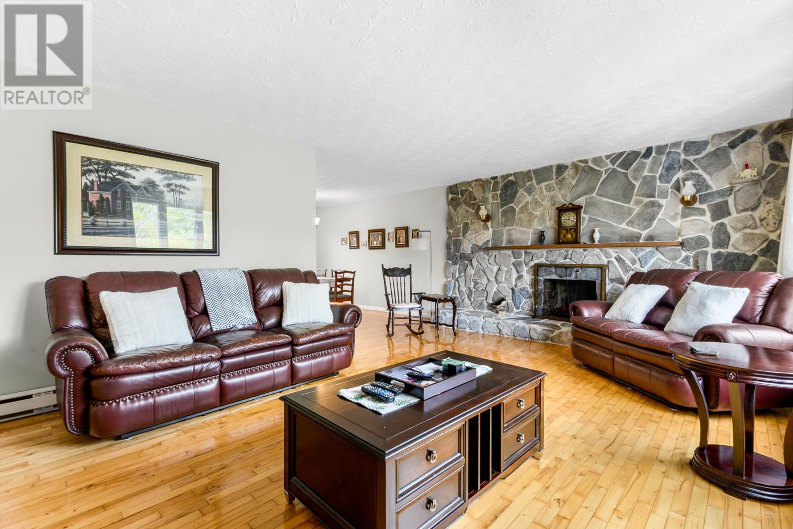 1368 Thorburn Road - 13