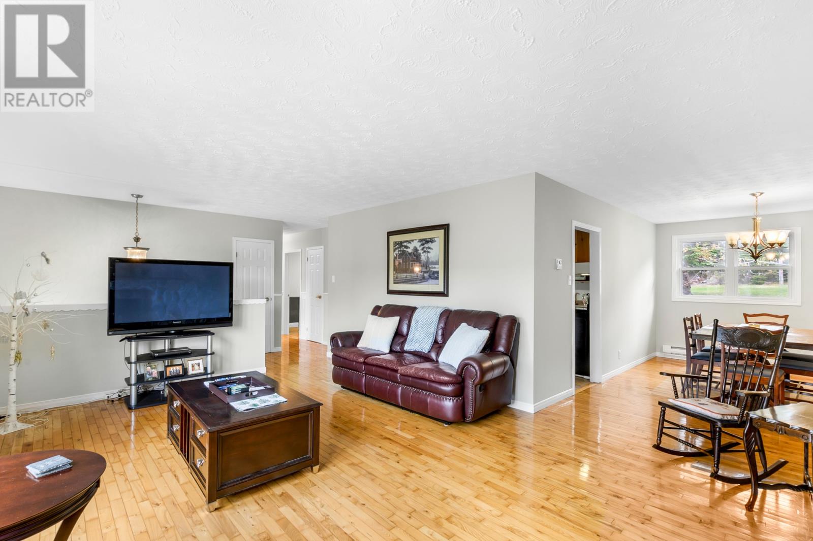 1368 Thorburn Road - 14